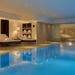 ***** Appart hôtel Majestic Champs Elysées France