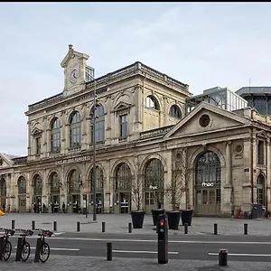  Maison d'hôtes Gare Flandre, Dans L'emblematique Rue De Bethune France